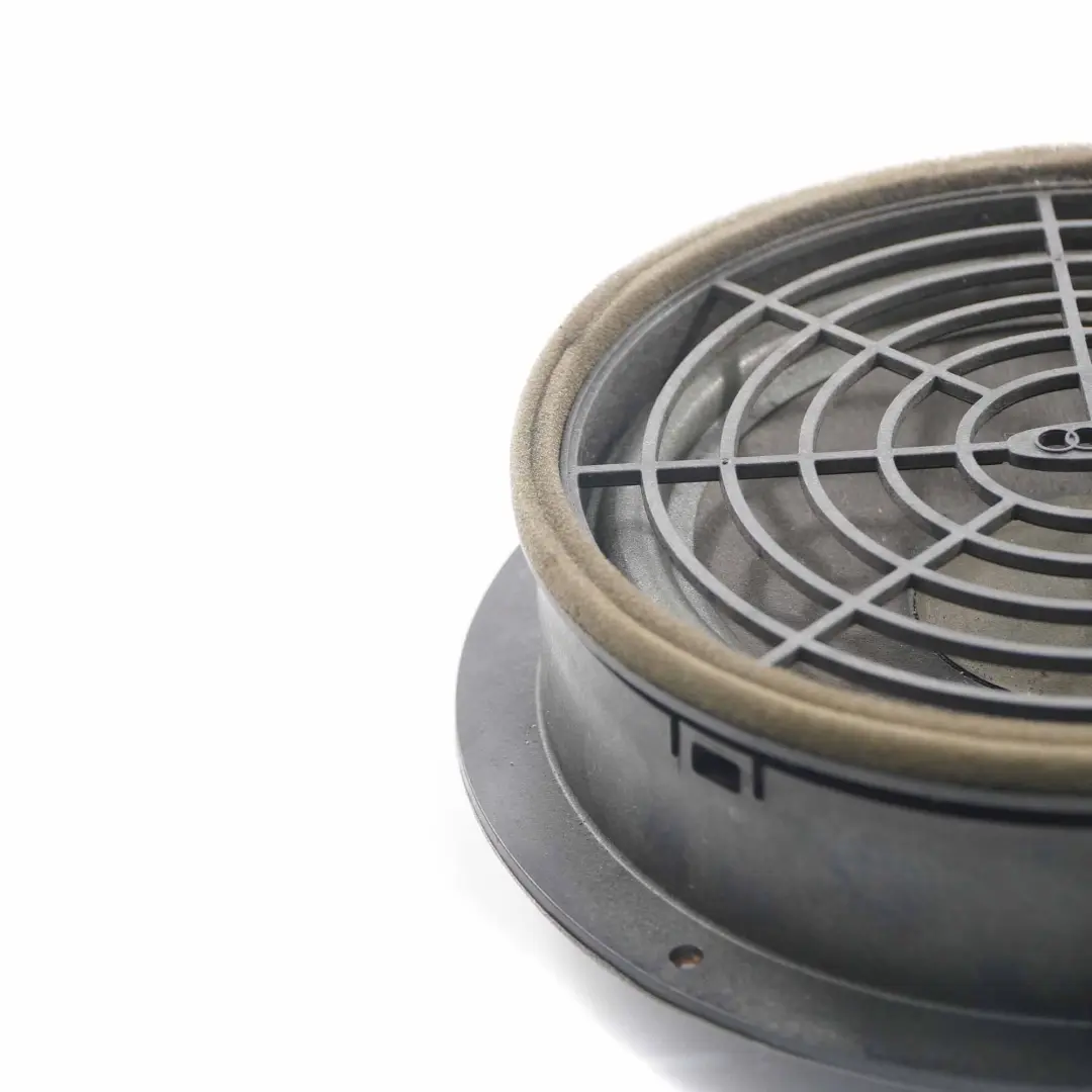 Altavoz Delantero Audi A4 B8 A5 Puerta Izquierda Derecha Gama Media para con número de pieza 8R0035415A Altavoz Delantero Audi A4 B8 A5 Puerta Izquierda Derecha Gama Media - SKU 8R0035415A - Número de pieza 8R0035415A