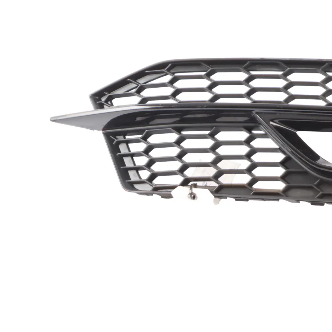 Fog Light Cover Front Bumper Right O/S Grid Grille Trim to Audi A5 S5 8T with Part number 8T0807682P Audi A5 S5 8T Fog Light Cover Front Bumper Right O/S Grid Grille Trim - SKU 8T0807682P - Part number 8T0807682P