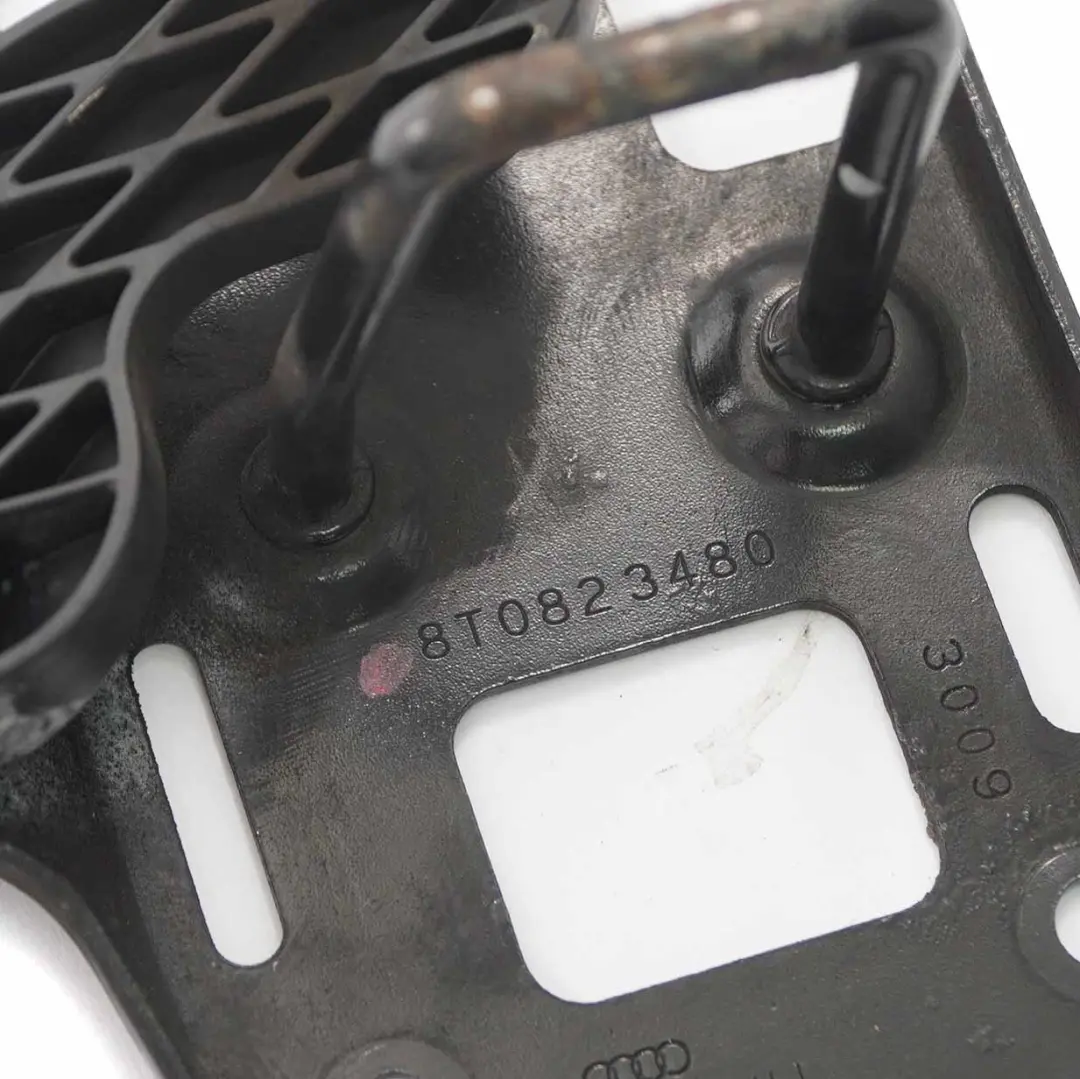 Audi A4 B8 Blocco del cofano motore Scrocco anteriore Meccanismo - SKU 8T0823480 - Numero di parte 8T0823480