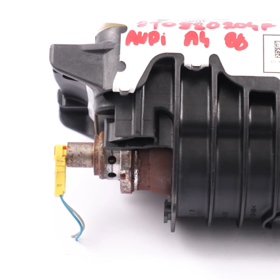 Airbag frontal côté passager au niveau du tableau de bord pour Audi A4 B8 à propos du numéro de pièce 8T0880204F Audi A4 B8 Airbag frontal côté passager au niveau du tableau de bord - SKU 8T0880204F - Numéro de pièce 8T0880204F