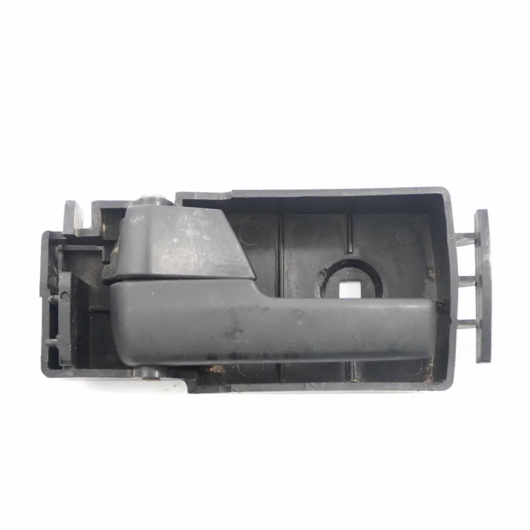 Poignée de porte intérieur gauche pour Ford Transit Connect à propos du numéro de pièce 8T16-V266A62-CA Ford Transit Connect Poignée de porte intérieur gauche - SKU 8T16-V266A62-CA - Numéro de pièce 8T16-V266A62-CA