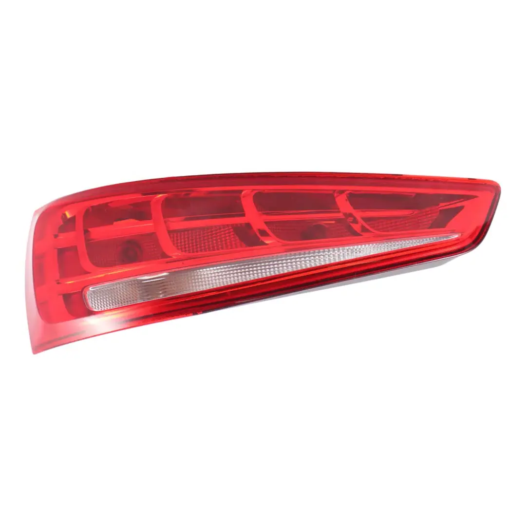 Facelift Luce posteriore sinistra del conducente per Audi Q3 8U con numero di parte 8U0945093 Audi Q3 8U Facelift Luce posteriore sinistra del conducente - SKU 8U0945093 - Numero di parte 8U0945093