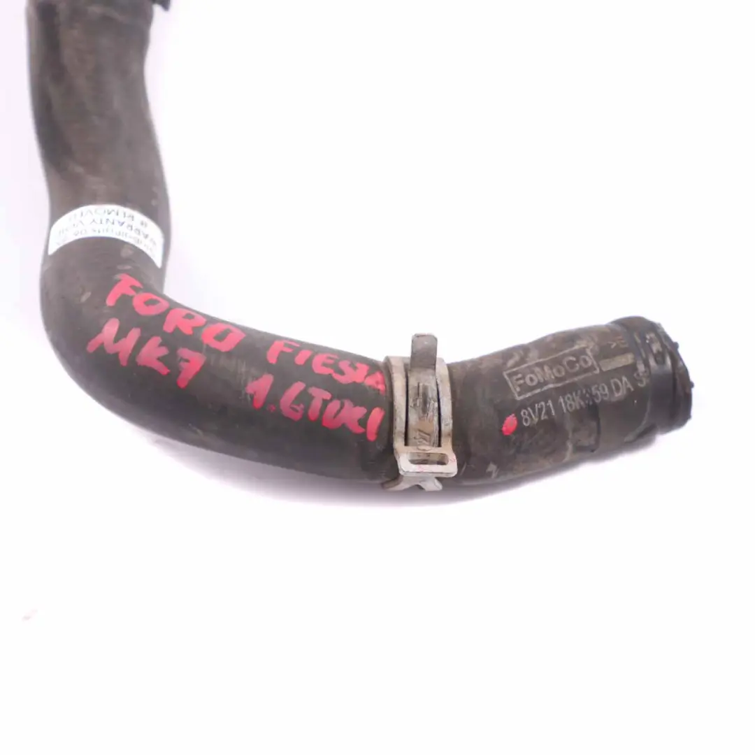 Wasserschlauch Motorkühlung Kühler Kühlmittelrohr für Ford Fiesta mit Teilenummer 8V21-18K359-DA Ford Fiesta Wasserschlauch Motorkühlung Kühler Kühlmittelrohr - SKU 8V21-18K359-DA - Teilenummer 8V21-18K359-DA