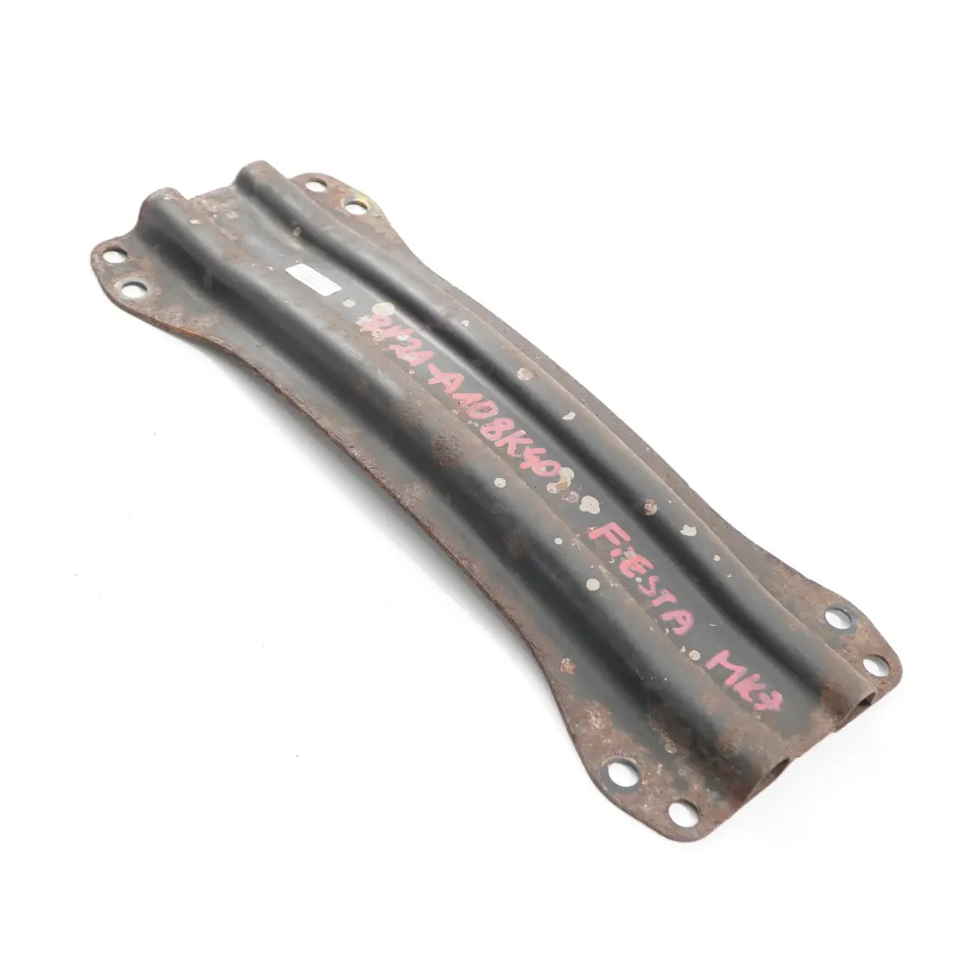 Mocowanie Wspornik Tylnej Osi do Ford Fiesta Mk7 o numerze 8V21-A108K40-AC Ford Fiesta Mk7 Mocowanie Wspornik Tylnej Osi - SKU 8V21-A108K40-AC - Numer Części 8V21-A108K40-AC