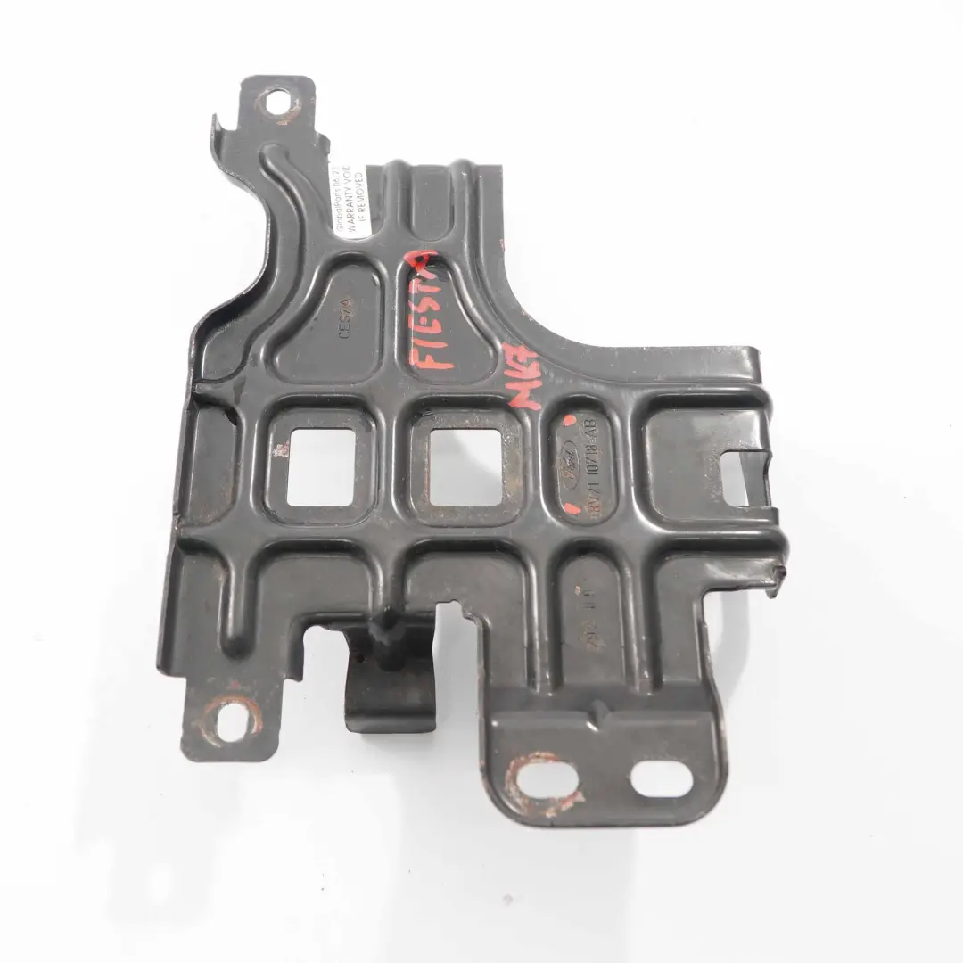 Ford Fiesta MK7 Caja de la Batería Soporte - SKU 8V2110718AB - Número de pieza 8V2110718AB
