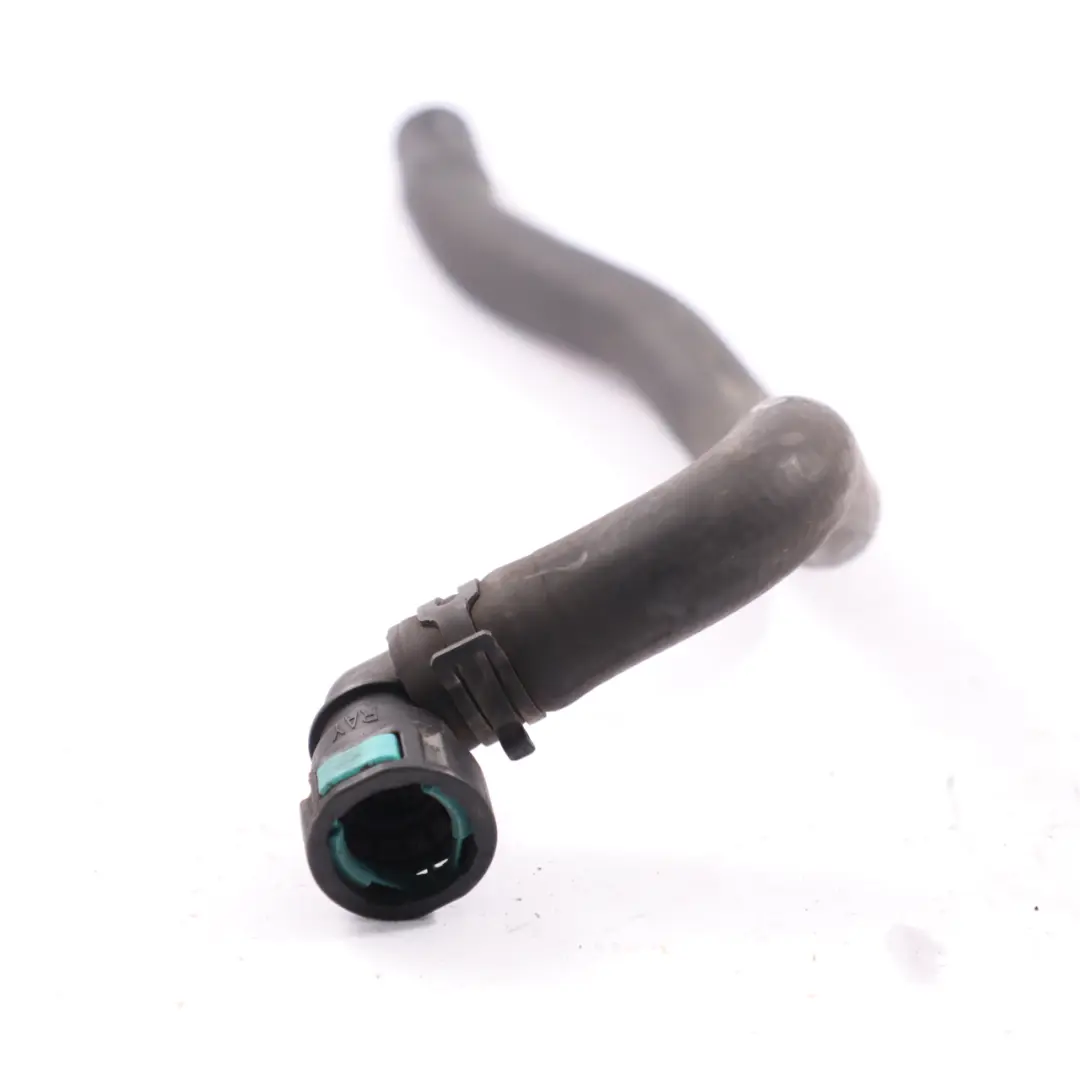 Tuyau d'eau chauffage refroidissement pour Ford Fiesta MK7 1.6 TDCI à propos du numéro de pièce 8V2118K579B Ford Fiesta MK7 1.6 TDCI Tuyau d'eau chauffage refroidissement - SKU 8V2118K579B - Numéro de pièce 8V2118K579B