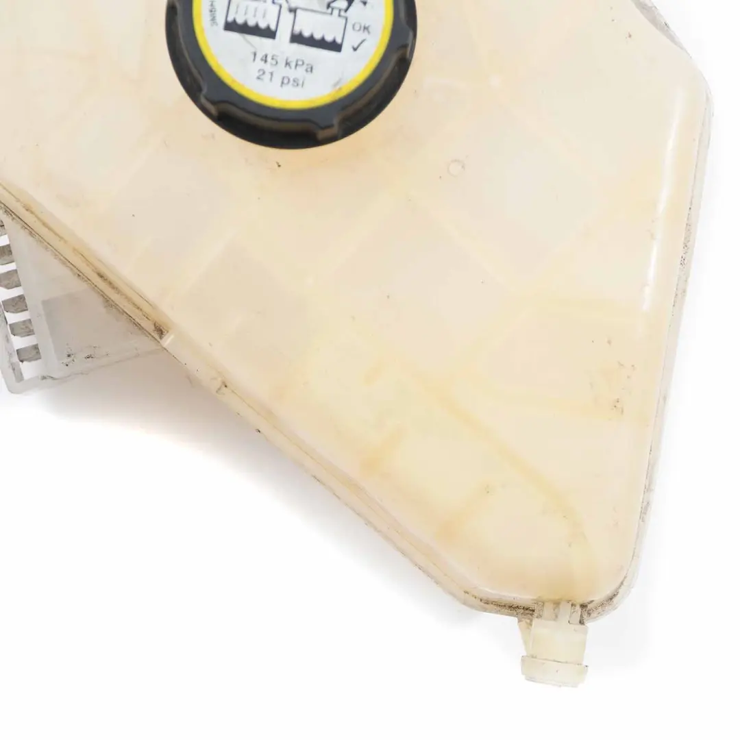 Ford Fiesta MK7 Depósito de expansión del líquido de refrigeración - SKU 8V218K218 - Número de pieza 8V218K218