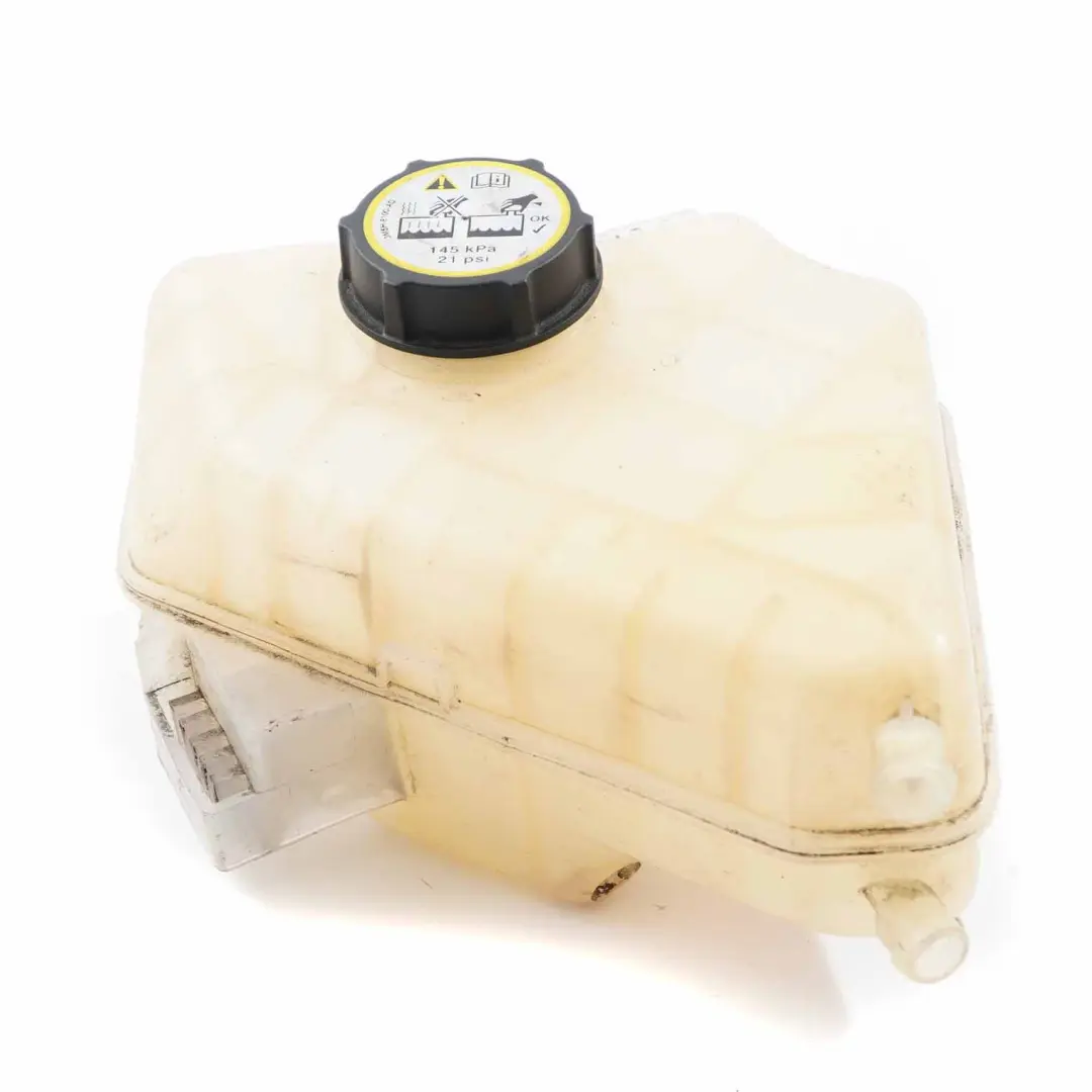 Réservoir de liquide de refroidissement pour Ford Fiesta MK7 à propos du numéro de pièce 8V218K218 Ford Fiesta MK7 Réservoir de liquide de refroidissement - SKU 8V218K218 - Numéro de pièce 8V218K218