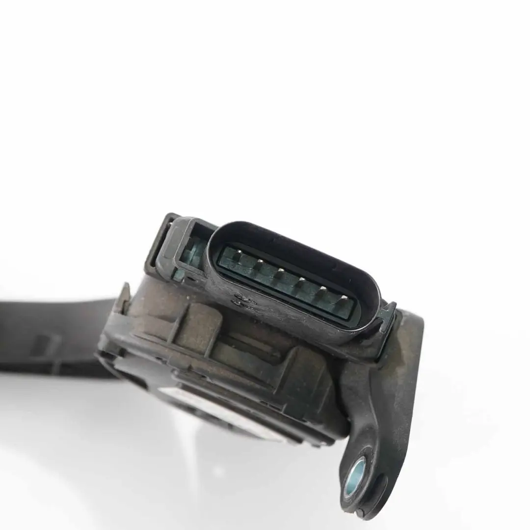 pedal Gaspedal Baugruppe für Ford Fiesta MK7 Gas mit Teilenummer 8V219F836AA Ford Fiesta MK7 Gas pedal Gaspedal Baugruppe - SKU 8V219F836AA - Teilenummer 8V219F836AA