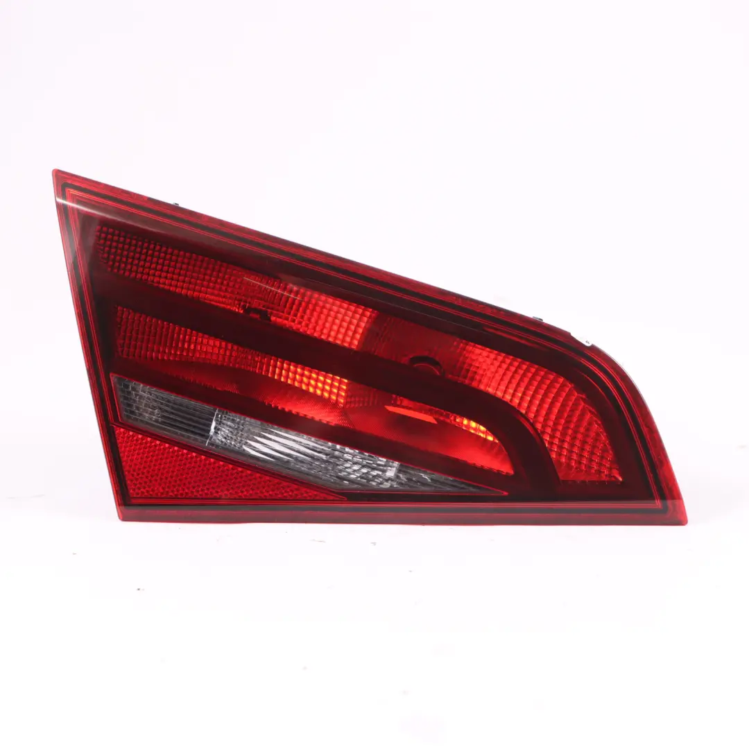 Hintere Heck Klappe Innere Rücklicht Lampe Links Audi A3 8V - SKU 8V4945093 - Teilenummer 8V4945093