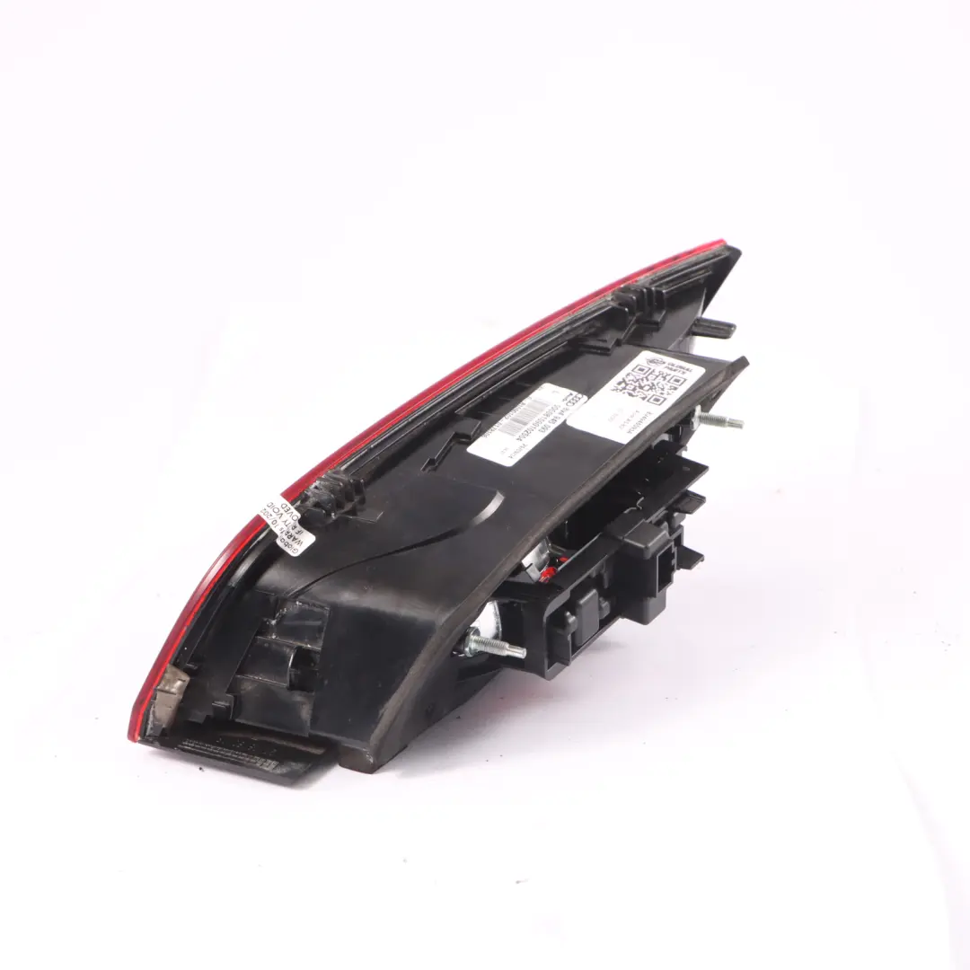 Audi A3 8V Fanale posteriore interno del bagagliaio sinistro - SKU 8V4945093 - Numero di parte 8V4945093