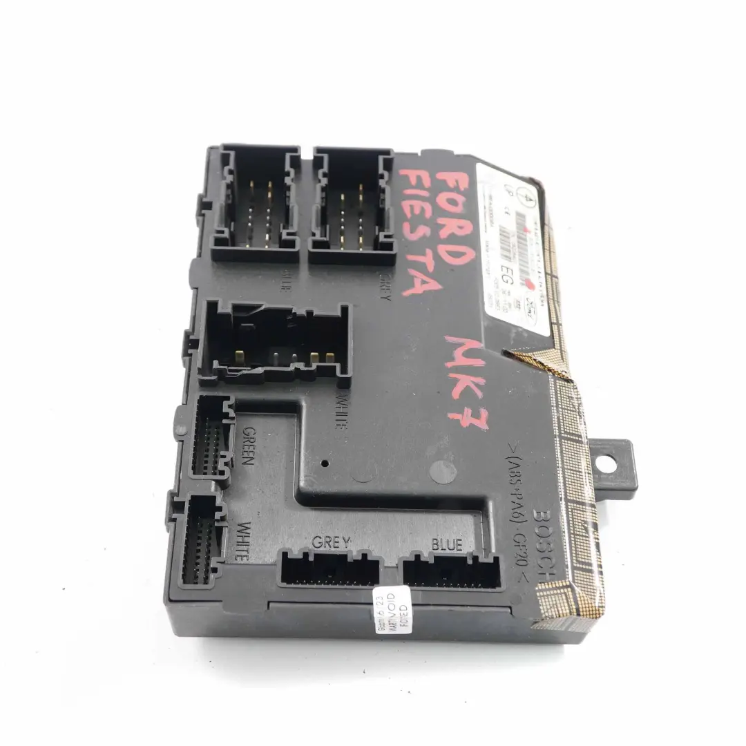 Body Control Module BCM Control Unit ECU to Ford Fiesta MK7 with Part number 8V5115K600EG Ford Fiesta MK7 Body Control Module BCM Control Unit ECU - SKU 8V5115K600EG - Part number 8V5115K600EG
