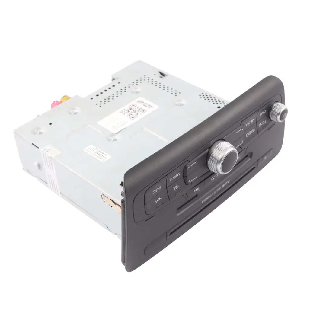 Multimedia Radio CD Spieler Navigation Steuergerät für Audi A1 8X mit Teilenummer 8X0035183 Audi A1 8X Multimedia Radio CD Spieler Navigation Steuergerät - SKU 8X0035183 - Teilenummer 8X0035183