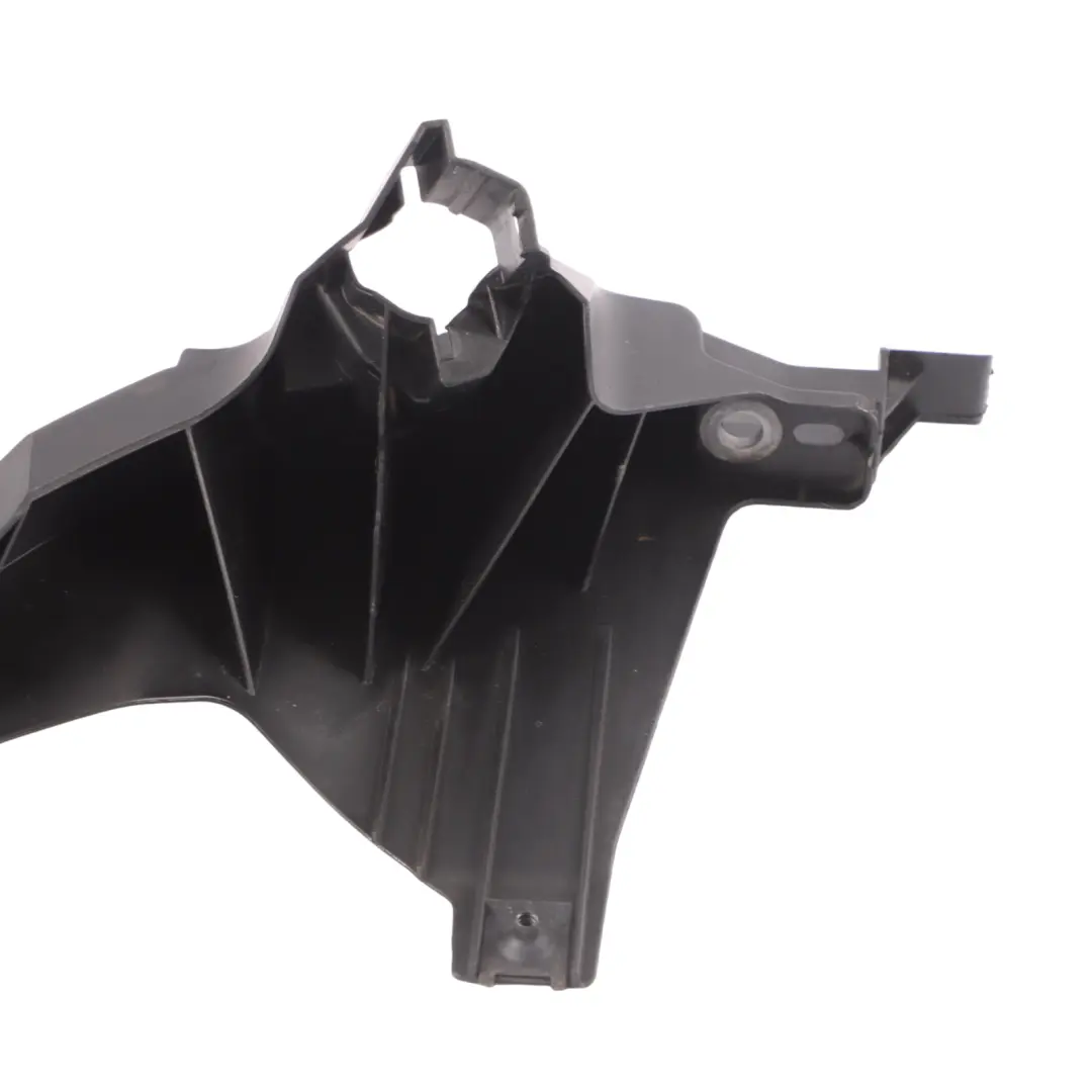 Audi A1 8X Supporto staffa faro montaggio anteriore destro - SKU 8X0805608 - Numero di parte 8X0805608