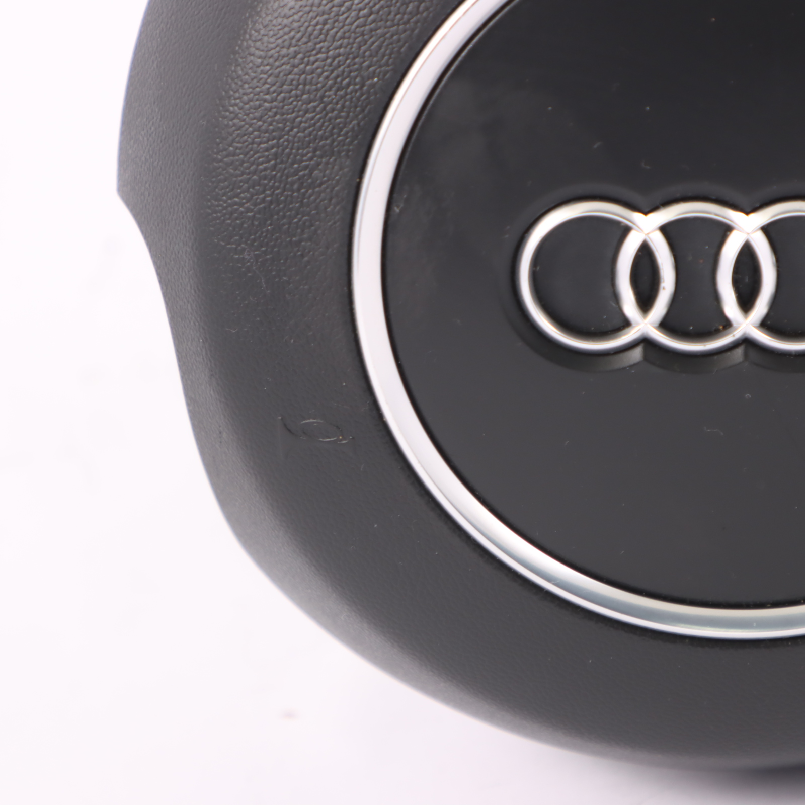 Airbag De Volant Conducteur Pour Audi A1 3/5 Portes - Réf. 8X0880201C - Occasion Bon état
