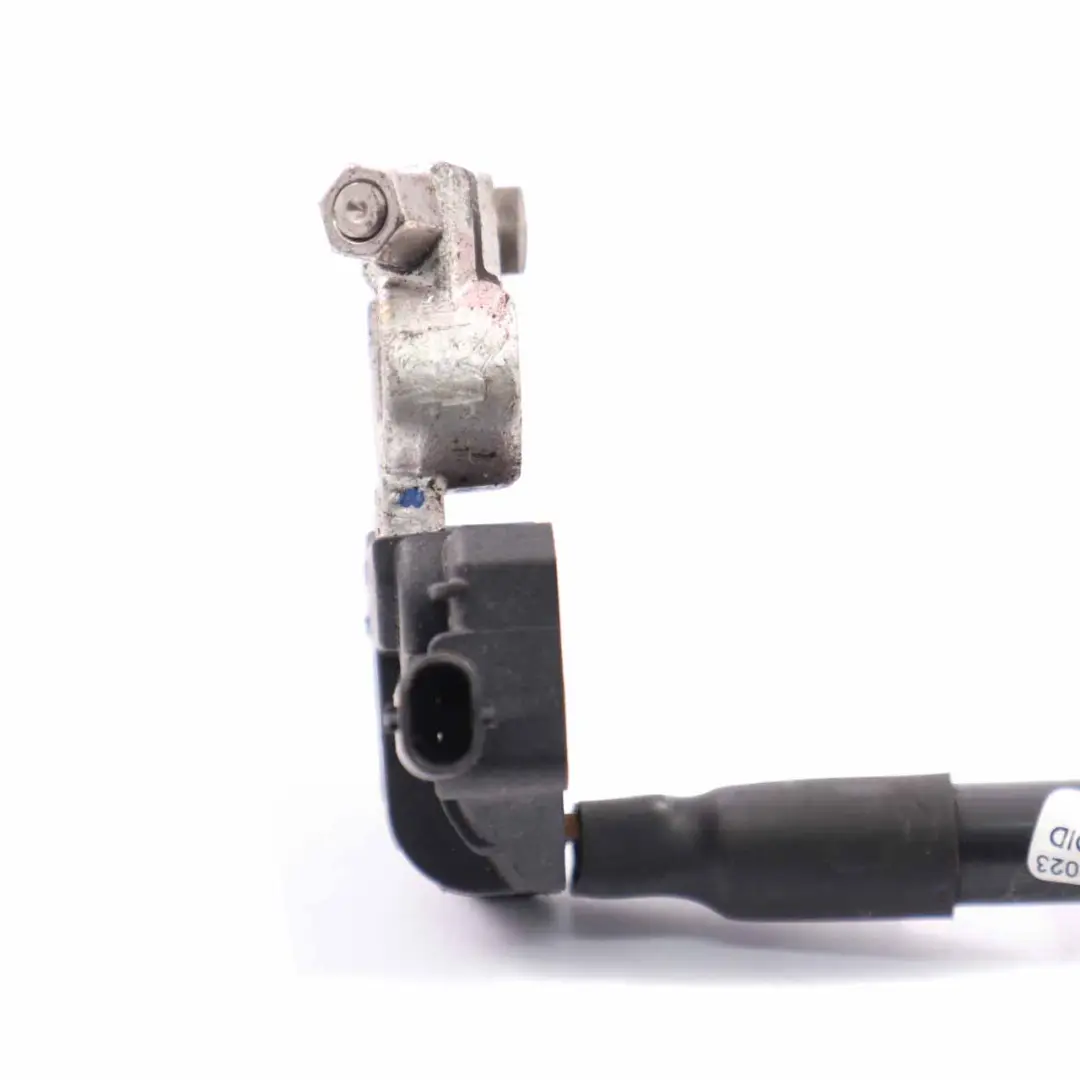 Mk2 Negative Battery Terminal Cable Lead to Audi A4 B8 A5 8T TT with Part number 8X0915181 Audi A4 B8 A5 8T TT Mk2 Negative Battery Terminal Cable Lead - SKU 8X0915181 - Part number 8X0915181