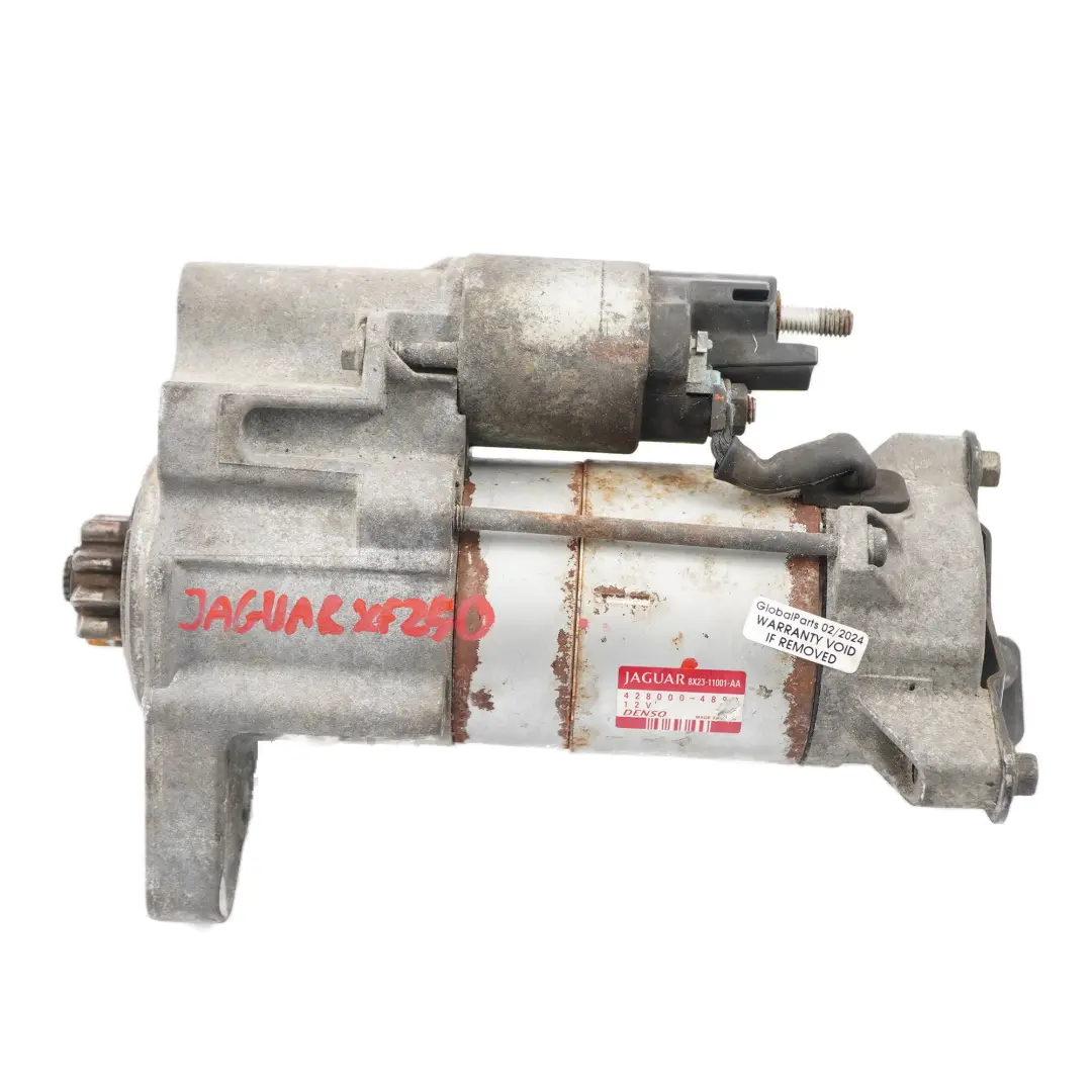 Jaguar XF X250 Diesel motor Anlasser 12V DENSO - SKU 8X2311001AA - Teilenummer 8X2311001AA
