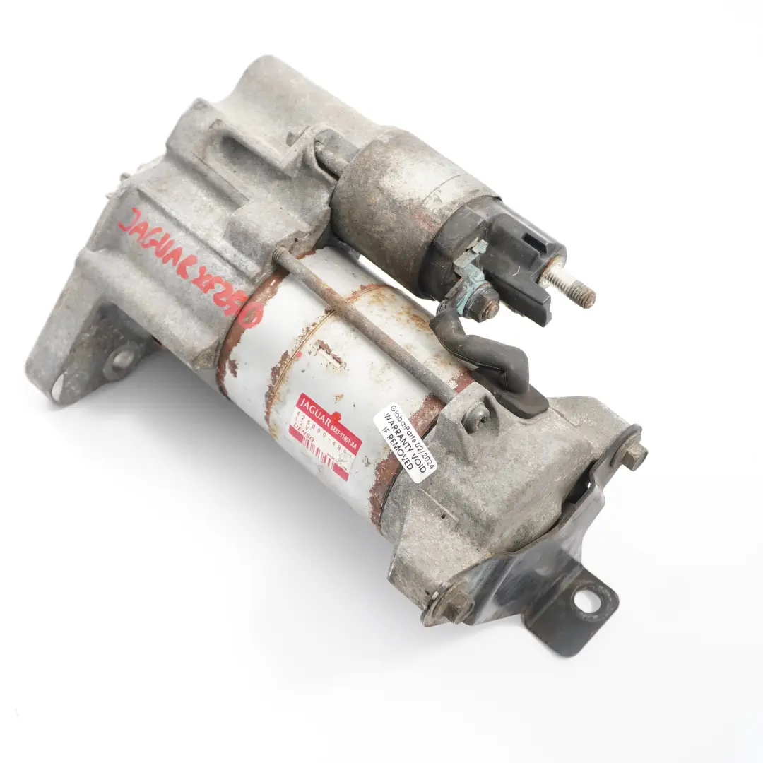 Jaguar XF X250 Diesel motor Anlasser 12V DENSO - SKU 8X2311001AA - Teilenummer 8X2311001AA