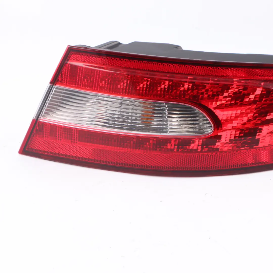 Jaguar XF X250 Rear Light Side Panel Right O/S Tail Lamp to with Part number 8X2313404BD Jaguar XF X250 Rear Light Side Panel Right O/S Tail Lamp - SKU 8X2313404BD - Part number 8X2313404BD
