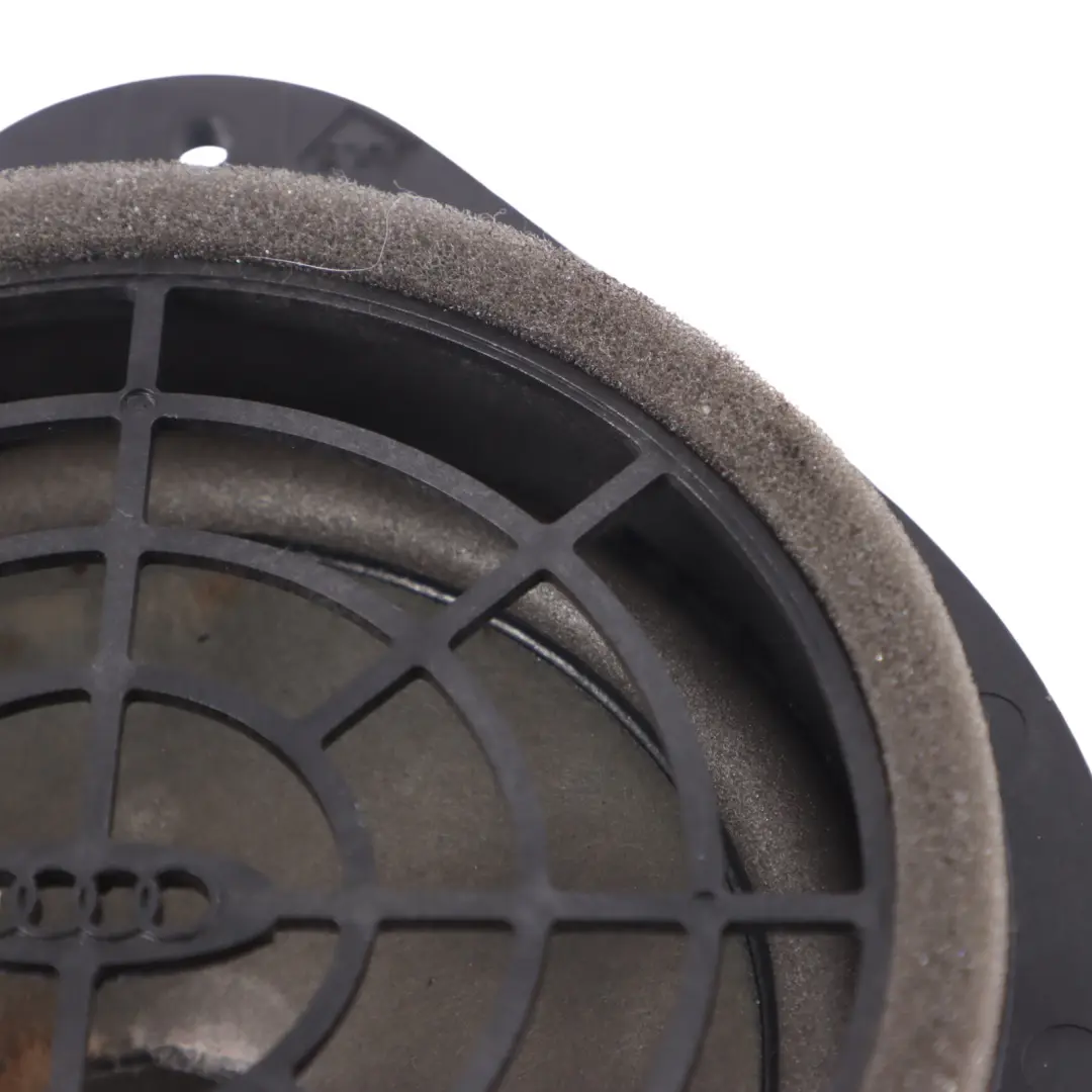 Puerta Audio Altavoz Trasero Izquierdo Derecho para Audi A1 8X con número de pieza 8X4035411 Audi A1 8X Puerta Audio Altavoz Trasero Izquierdo Derecho - SKU 8X4035411 - Número de pieza 8X4035411