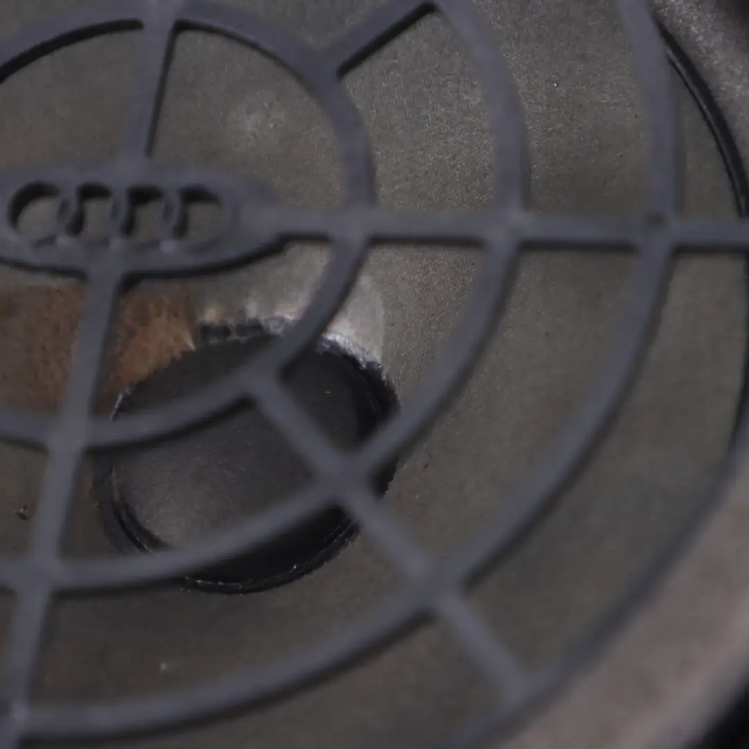 Audio Haut-parleur Arrière Gauche Droite pour Audi A1 8X Porte à propos du numéro de pièce 8X4035411 Audi A1 8X Porte Audio Haut-parleur Arrière Gauche Droite - SKU 8X4035411 - Numéro de pièce 8X4035411