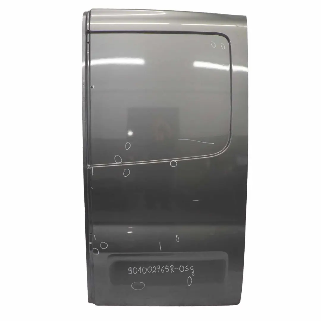 Puerta Trasera Derecha Tapa Maletero Oyster Grey - KNG para Renault Trafic III con número de pieza 901002765R Renault Trafic III Puerta Trasera Derecha Tapa Maletero Oyster Grey - KNG - SKU 901002765R-OSG - Número de pieza 901002765R