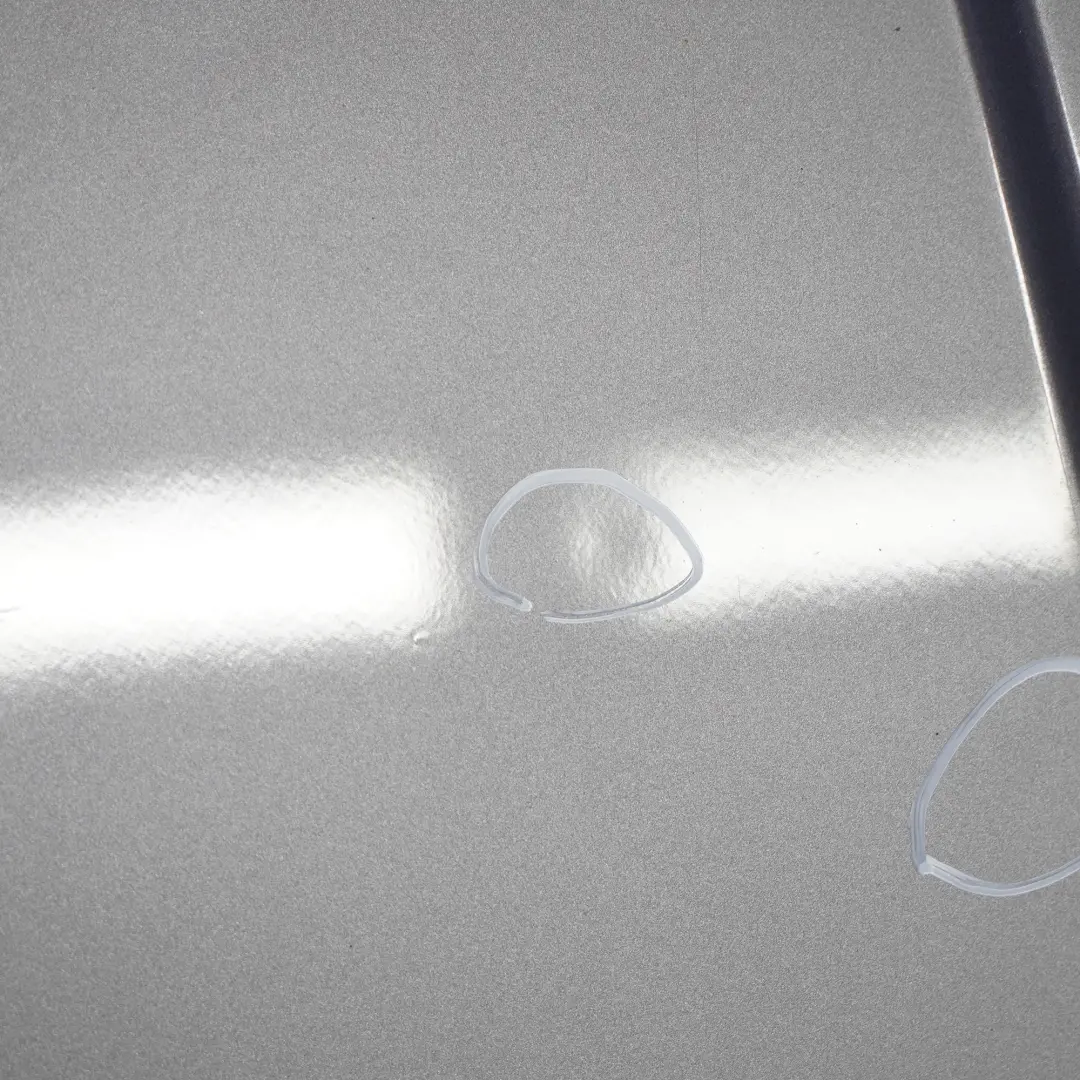 Porta posteriore destra Portellone Baule Oyster Grey - KNG per Renault Trafic III con numero di parte 901002765R Renault Trafic III Porta posteriore destra Portellone Baule Oyster Grey - KNG - SKU 901002765R-OSG - Numero di parte 901002765R