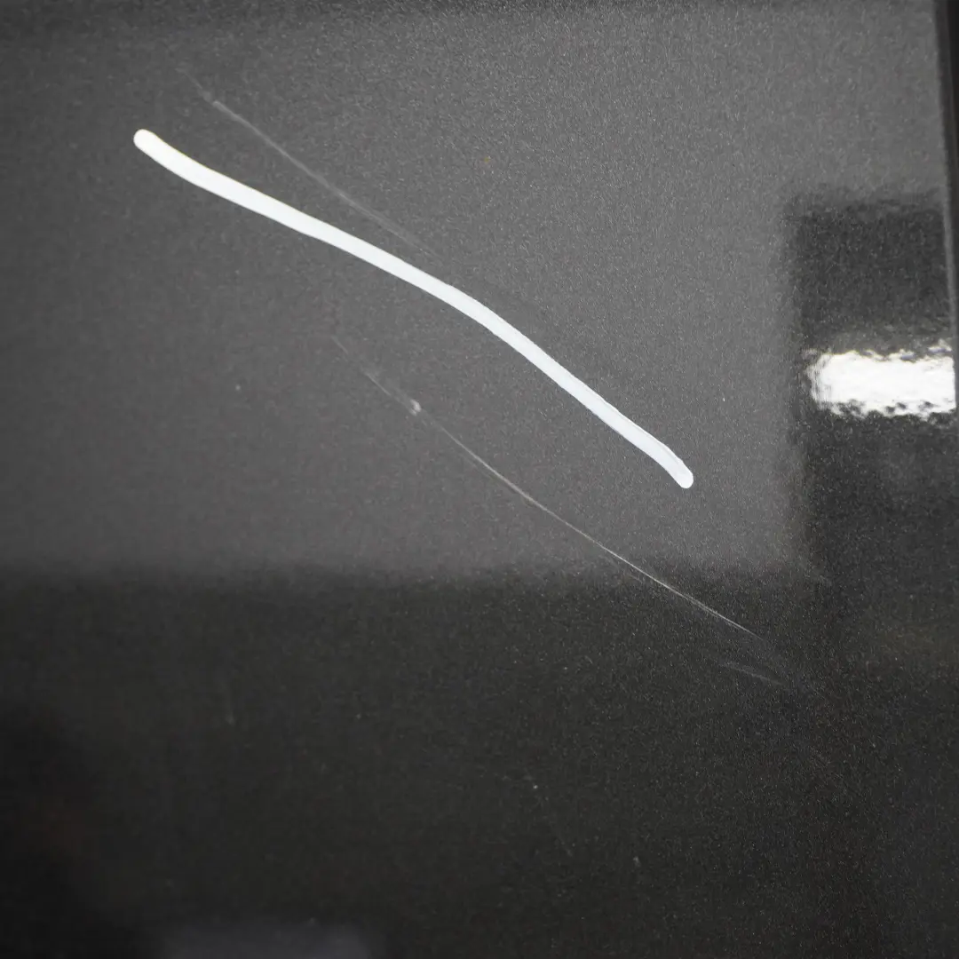 Hintertür rechts Heckklappe Kofferraumdeckel Midnight Black für Renault Trafic III mit Teilenummer 901007780R Renault Trafic III Hintertür rechts Heckklappe Kofferraumdeckel Midnight Black - SKU 901007780R-MID - Teilenummer 901007780R