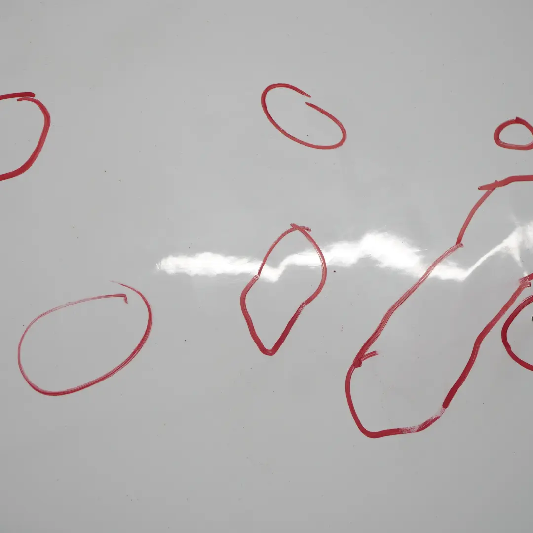 Porta posteriore sinistra Portellone Baule Ice White - 389 per Renault Trafic III con numero di parte 901017661R Renault Trafic III Porta posteriore sinistra Portellone Baule Ice White - 389 - SKU 901017661R-ICW - Numero di parte 901017661R