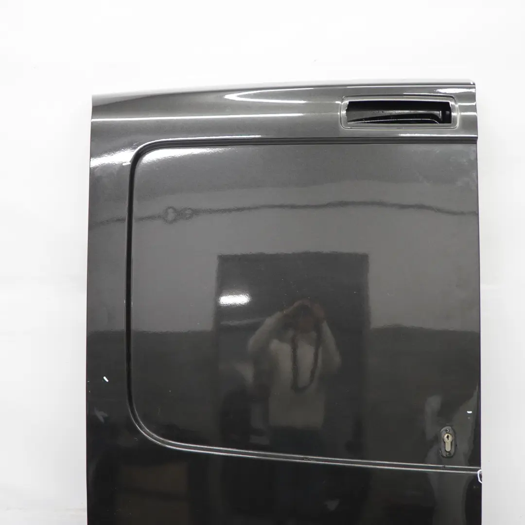 Porta posteriore sinistra Portellone Baule Midnight Black D68 Renault Trafic III - SKU 901017661R-MID - Numero di parte 901017661R