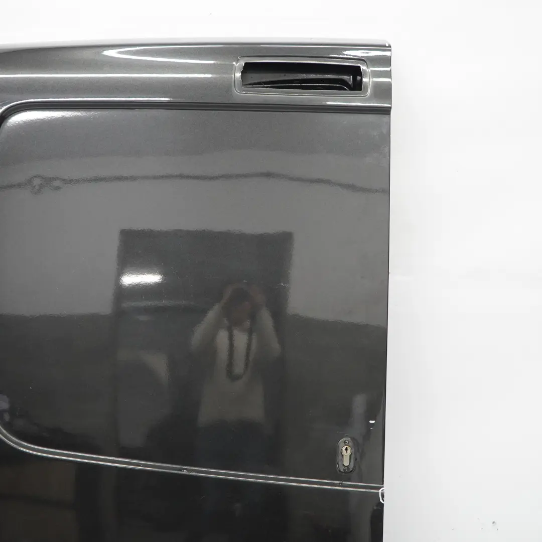 Porta posteriore sinistra Portellone Baule Midnight Black D68 Renault Trafic III - SKU 901017661R-MID - Numero di parte 901017661R