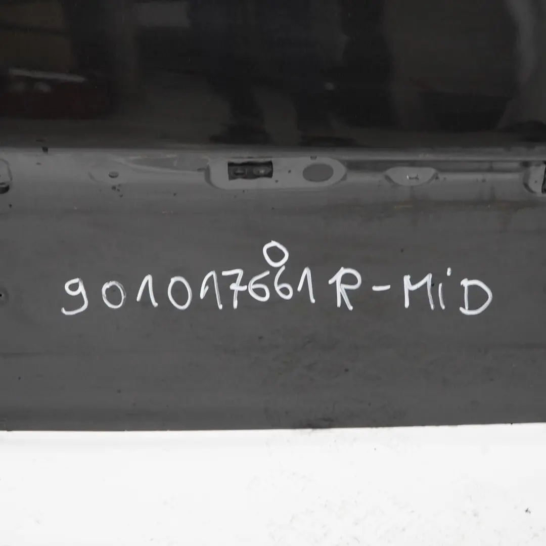 Hintertür links Heckklappe Kofferraumdeckel Midnight Black - D68 für Renault Trafic mit Teilenummer 901017661R Renault Trafic Hintertür links Heckklappe Kofferraumdeckel Midnight Black - D68 - SKU 901017661R-MID - Teilenummer 901017661R