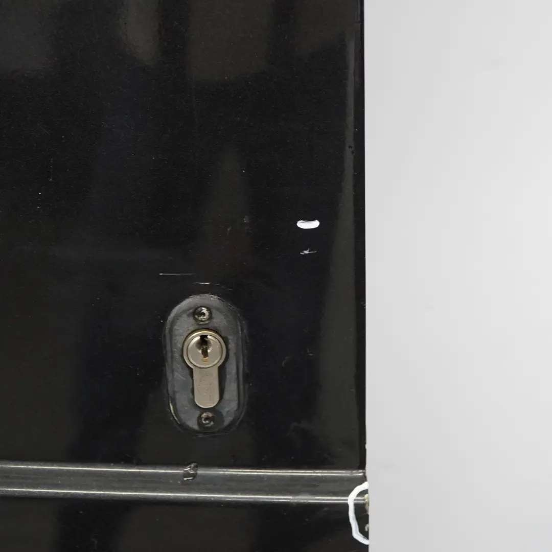 Porta posteriore sinistra Portellone Baule Midnight Black D68 Renault Trafic III - SKU 901017661R-MID - Numero di parte 901017661R