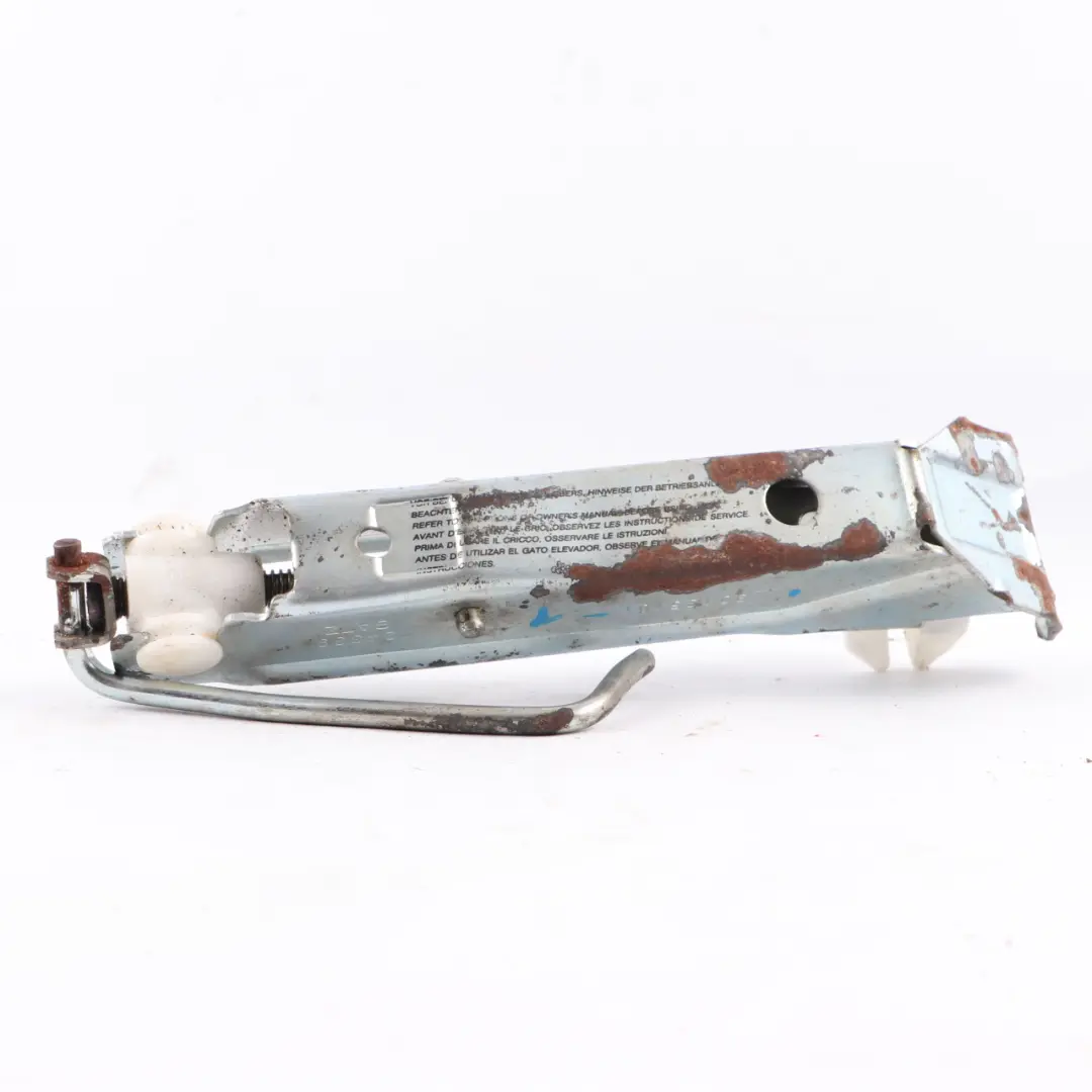 General Motors Lifting Jack Emergency Wheel Tool to GM with Part number 90135101 GM General Motors Lifting Jack Emergency Wheel Tool - SKU 90135101-1 - Part number 90135101