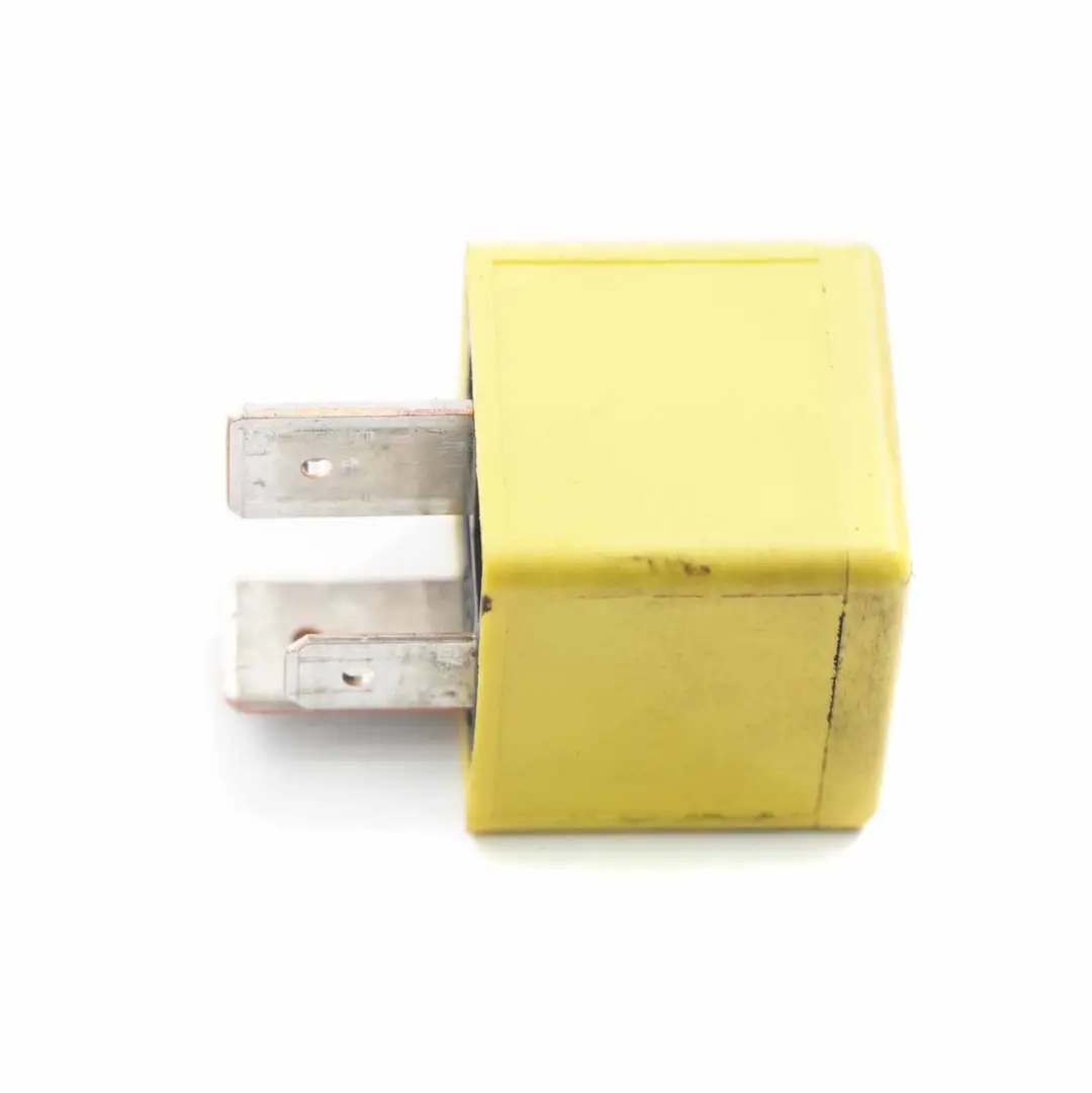 Relè Vauxhall Opel a 4 pin Unità Tyco giallo per con numero di parte 90226846 Relè Vauxhall Opel a 4 pin Unità Tyco giallo - SKU 90226846 - Numero di parte 90226846