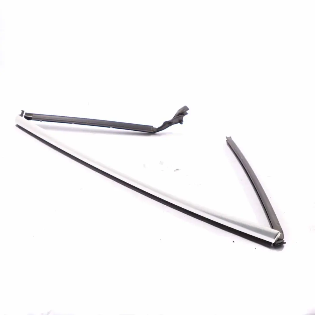 Peugeot 3008 Window Seal Rear Door Left N/S Sealing Strip Gasket Chrome - SKU 9025P9 - Part number 9025P9