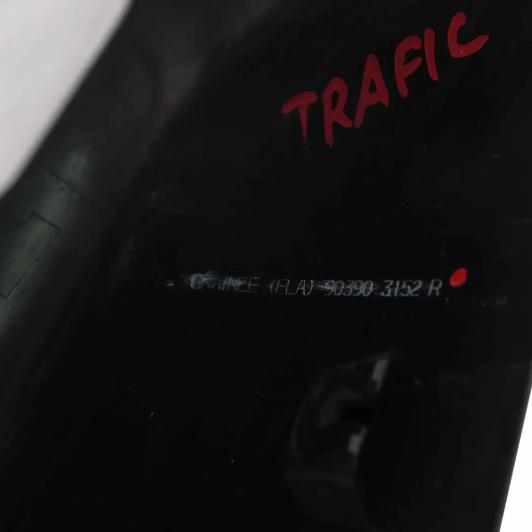 Pare-chocs arrière Bordure d'angle gauche pour Renault Trafic II à propos du numéro de pièce 903903152R Renault Trafic II Pare-chocs arrière Bordure d'angle gauche - SKU 903903152R - Numéro de pièce 903903152R