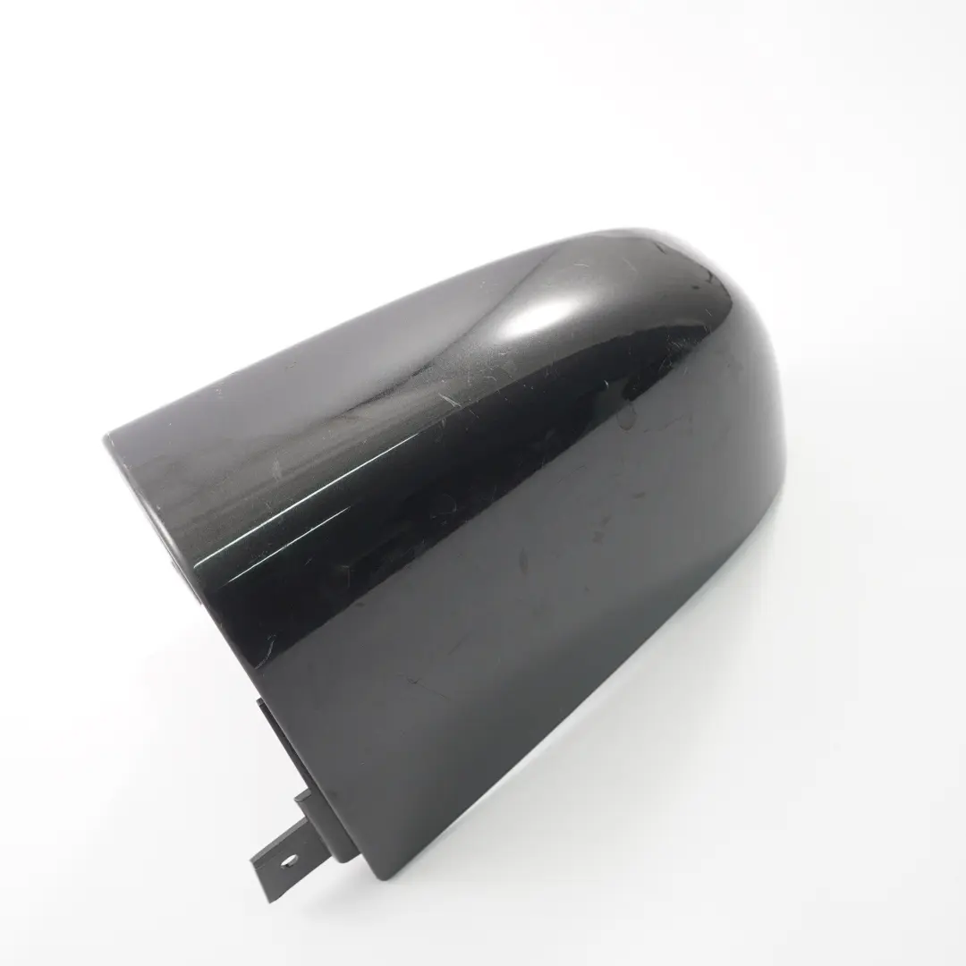 Angolo rifinitura superiore posteriore destro Midnight Black D68 per Opel Vivaro B con numero di parte 903908429R Opel Vivaro B Angolo rifinitura superiore posteriore destro Midnight Black D68 - SKU 903908429R-MNB - Numero di parte 903908429R