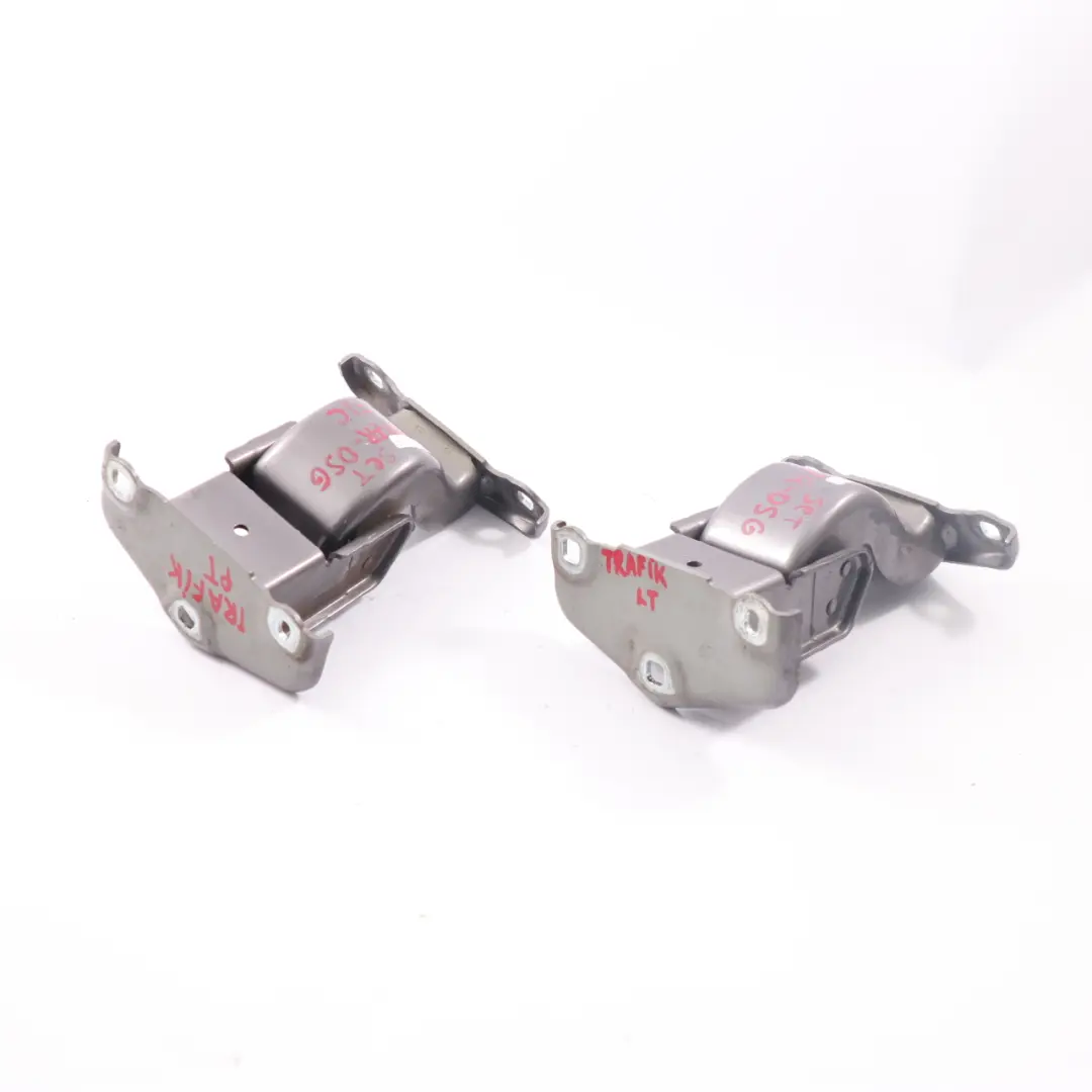 Bisagra Puerta Trasera Izquierda Derecha Set Oyster Grey para Renault Trafic III con número de pieza 904006707R Renault Trafic III Bisagra Puerta Trasera Izquierda Derecha Set Oyster Grey - SKU 904006707R-OSG - Número de pieza 904006707R