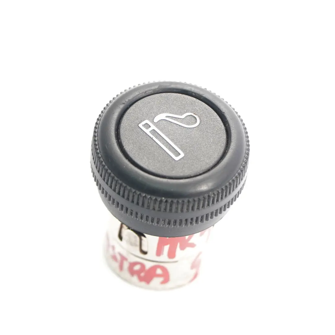 Prise allume-cigare pour Opel Astra 4 G à propos du numéro de pièce 90461169 Opel Astra 4 G Prise allume-cigare - SKU 90461169 - Numéro de pièce 90461169