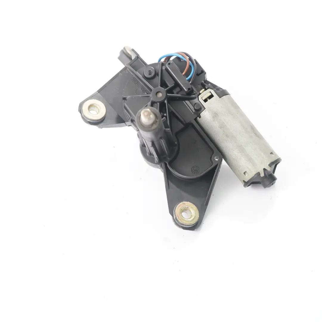 Wischermotor Heckscheibenantrieb für Opel Astra G mit Teilenummer 90559440 Opel Astra G Wischermotor Heckscheibenantrieb - SKU 90559440 - Teilenummer 90559440