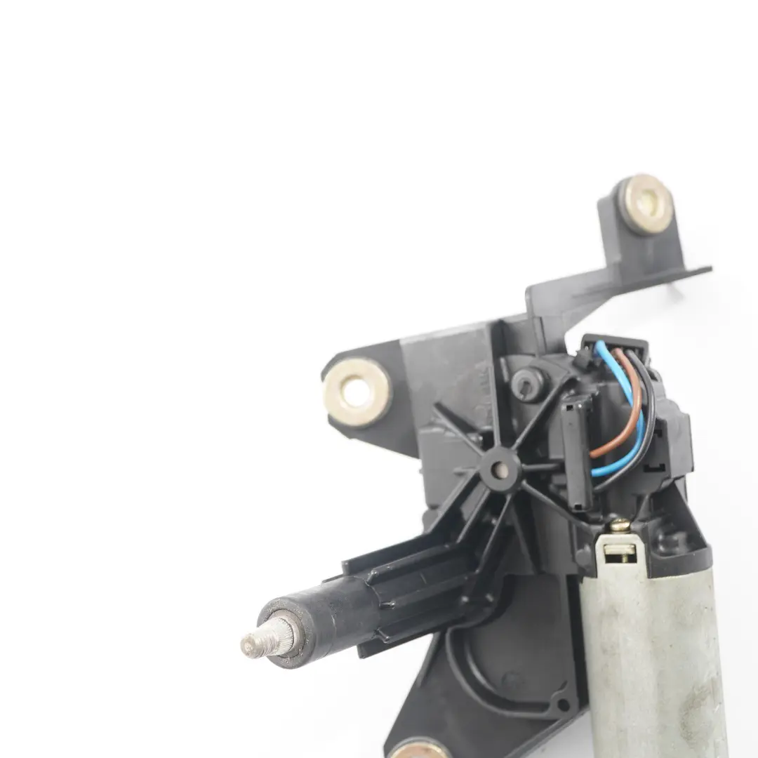 Wiper Motor Rear Window Actuator Unit to Vauxhall Opel Astra G with Part number 90559440 Vauxhall Opel Astra G Wiper Motor Rear Window Actuator Unit - SKU 90559440 - Part number 90559440