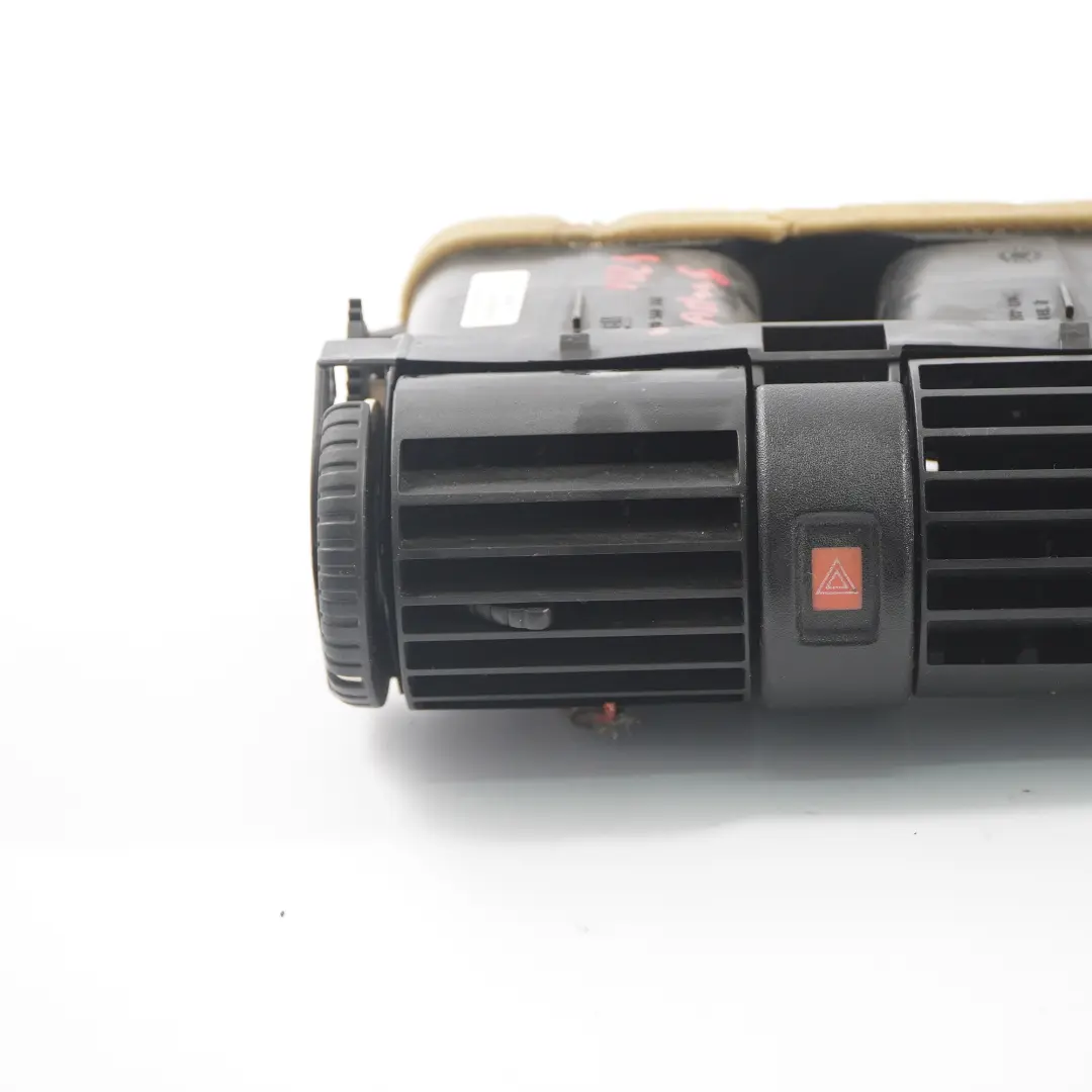 Salida de aire Tablero de instrumentos delantera central para Opel Astra G con número de pieza 90560344 Opel Astra G Salida de aire Tablero de instrumentos delantera central - SKU 90560344 - Número de pieza 90560344