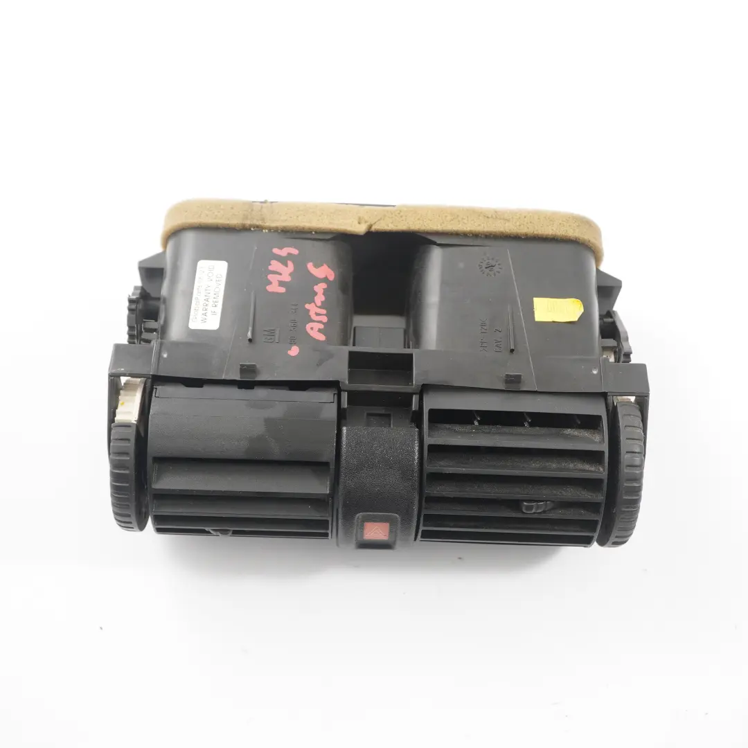 Bouche d'aération tableau de bord avant centrale pour Opel Astra G à propos du numéro de pièce 90560344 Opel Astra G Bouche d'aération tableau de bord avant centrale - SKU 90560344 - Numéro de pièce 90560344