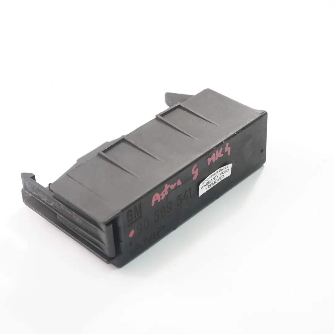Opel Astra G Caja de fusibles Cubierta Tapa Panel Carcasa 09132701 - SKU 90589541 - Número de pieza 90589541