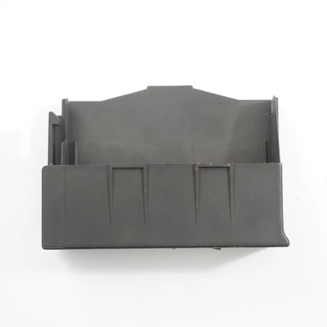 Fuse Box Covering Trim Panel Lid Housing to Vauxhall Opel Astra G with Part number 90589541 Vauxhall Opel Astra G Fuse Box Covering Trim Panel Lid Housing - SKU 90589541 - Part number 90589541