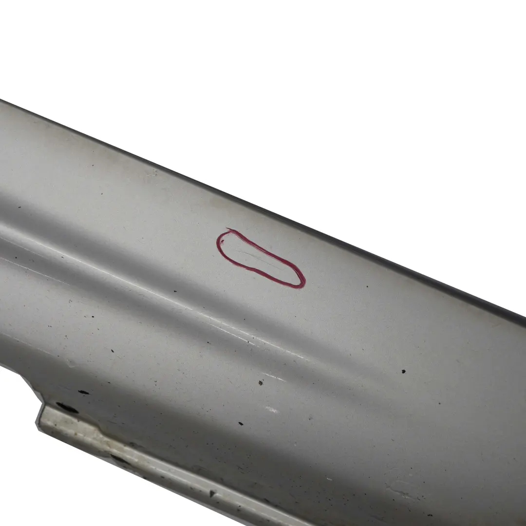 Right O/S Side Sill Skirt Kick Panel Titansilber 354 to BMW 3 E46 Saloon Touring with Part number 9071632 BMW 3 E46 Saloon Touring Right O/S Side Sill Skirt Kick Panel Titansilber 354 - SKU 9071632-TS1 - Part number 9071632