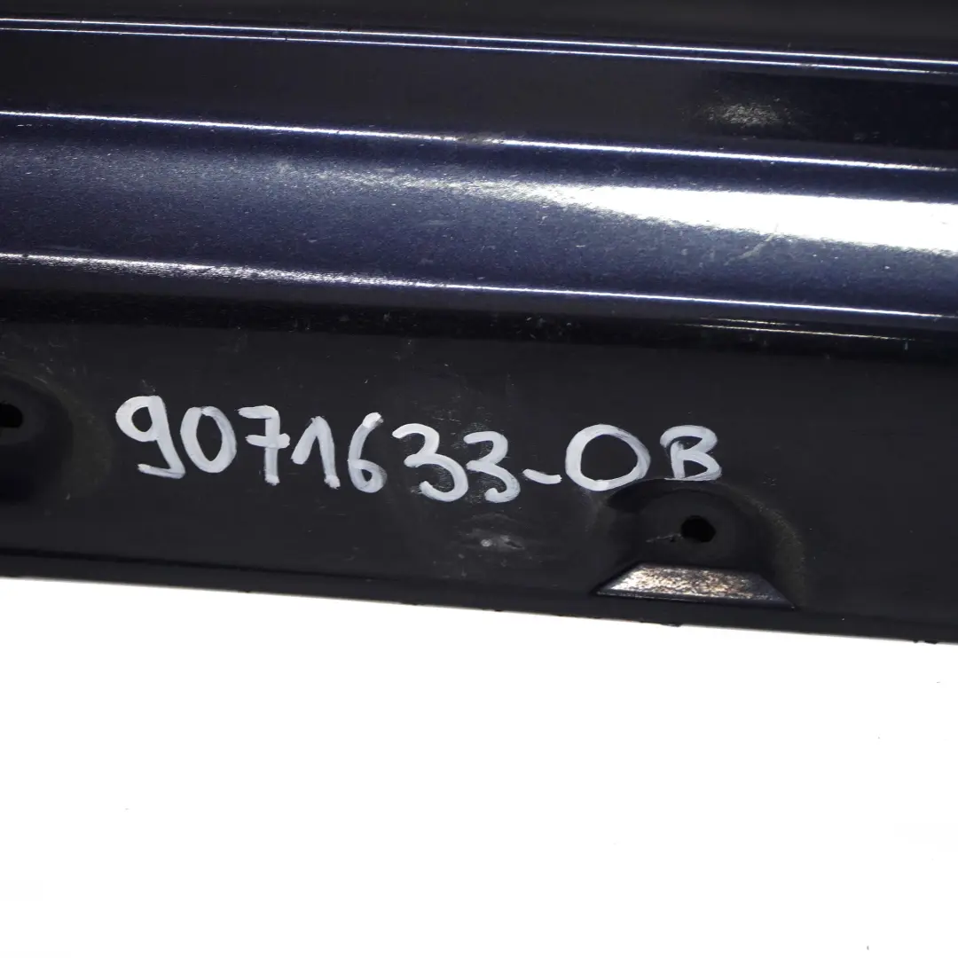 Pannello di calcio laterale sinistro Orientblau - 317 per BMW E46 con numero di parte 9071633 BMW E46 Pannello di calcio laterale sinistro Orientblau - 317 - SKU 9071633-OB - Numero di parte 9071633