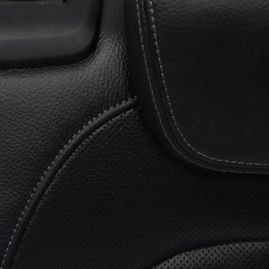 Rücksitzlehne BMW F40 Rechts Bezug Leder Dakota Perforiert für mit Teilenummer 9108318 Rücksitzlehne BMW F40 Rechts Bezug Leder Dakota Perforiert - SKU 9108318-1 - Teilenummer 9108318