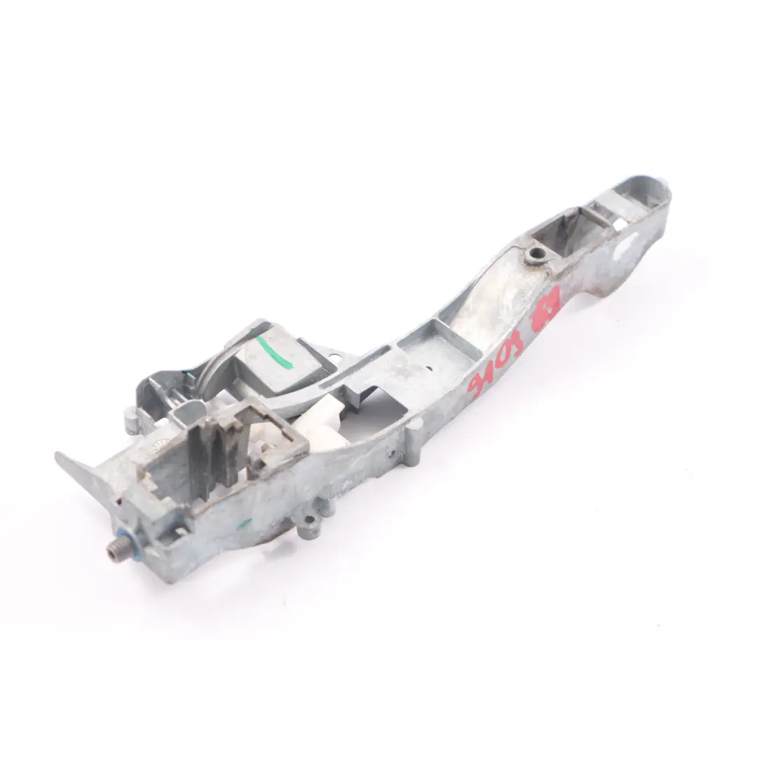 manija puerta de agarre Soporte trasero derecho Soporte para Peugeot 207 con número de pieza 9109 69 Peugeot 207 manija puerta de agarre Soporte trasero derecho Soporte - SKU 9109 69 - Número de pieza 9109 69